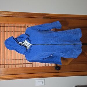 Onque Casual cerulean blue zip-up hoodie in large